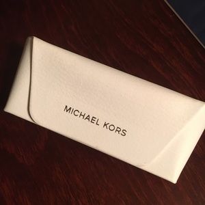 Michael kors glass case